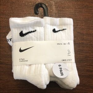 New Nike kids 6 Pack crew cushioned socks white xxs toddler boys